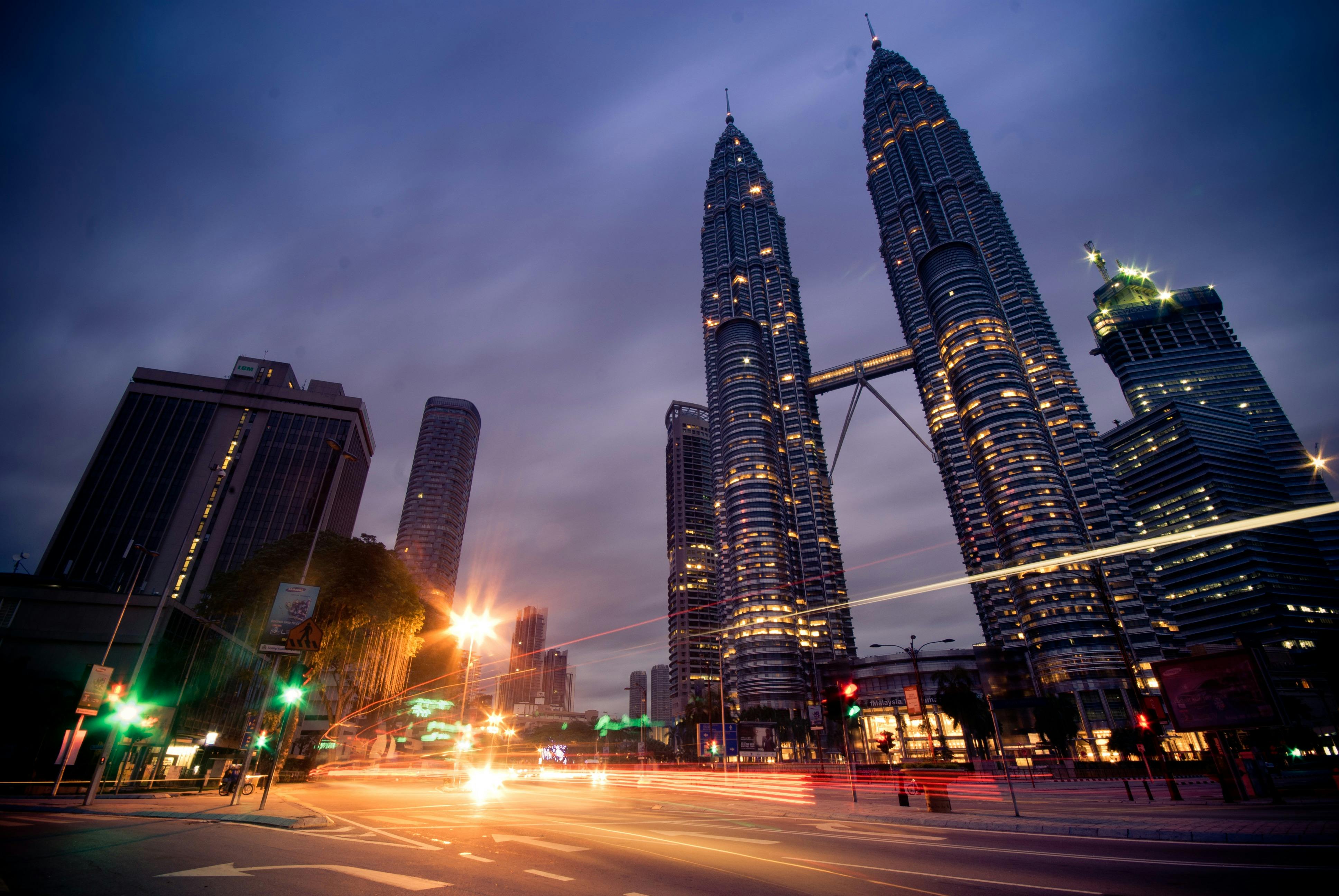 Planetone PlanetOne Holidays | Trusted International Travel Company
